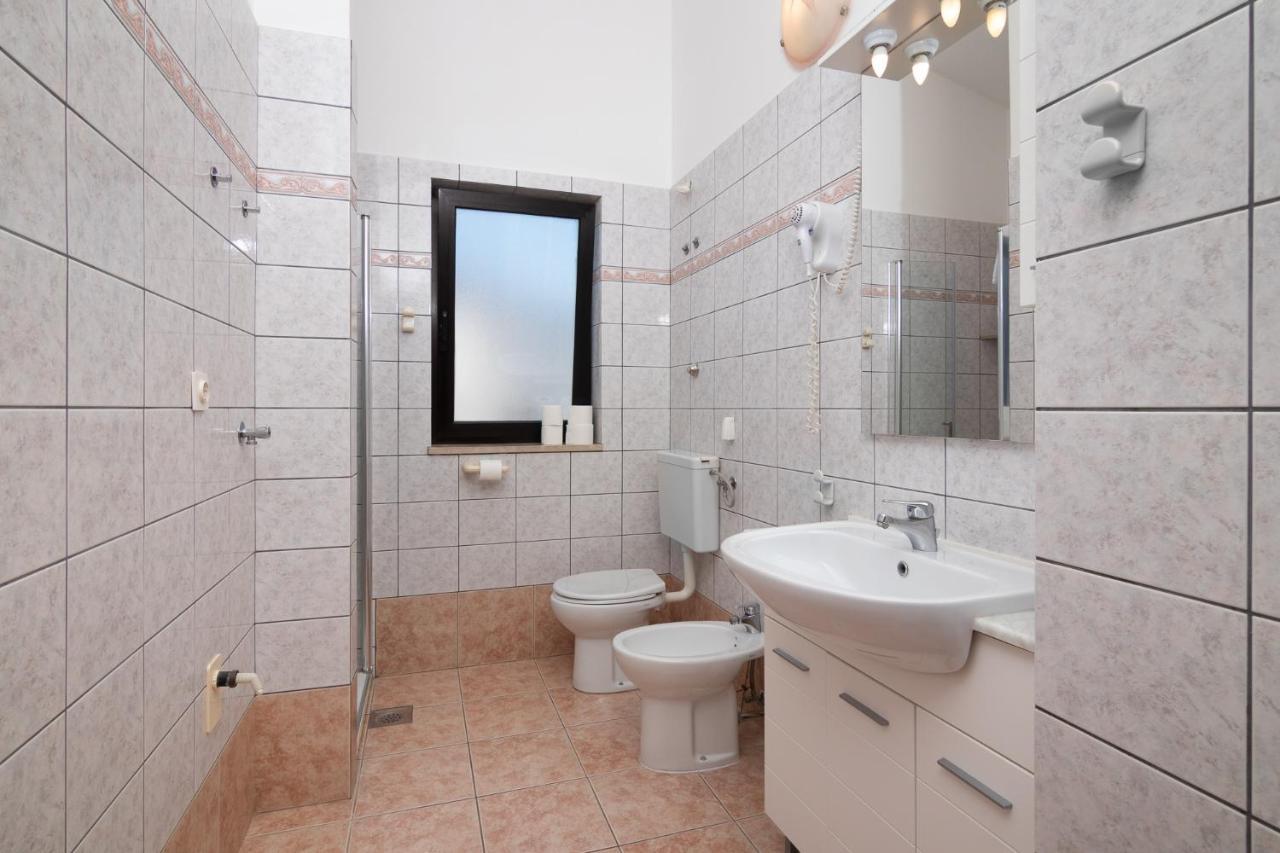Villa Paradiso Пунат Екстер'єр фото